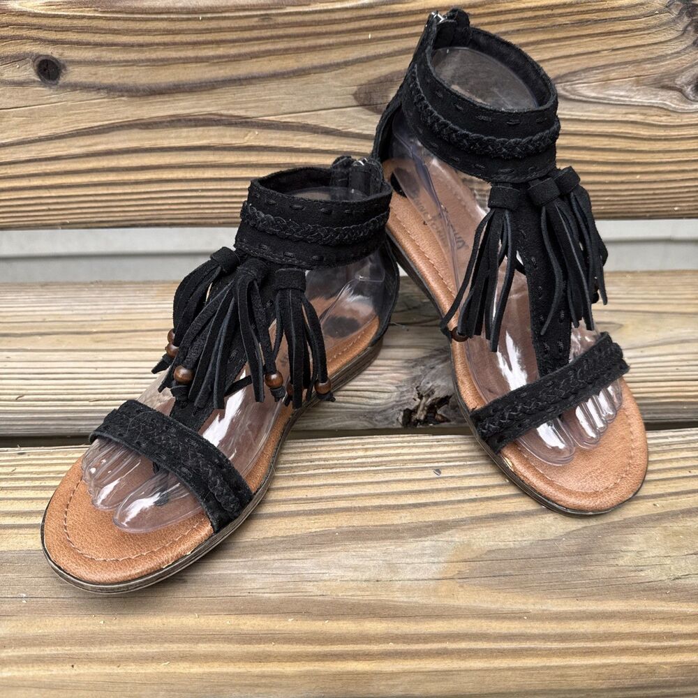 Minnetonka Fringe Sandals Womens 6 Black Suede Leather Boho Festival Western